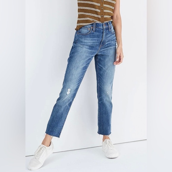Madewell The High-Rise Slim Boyjean in Dover Wash: Raw-Hemmed Edition 27